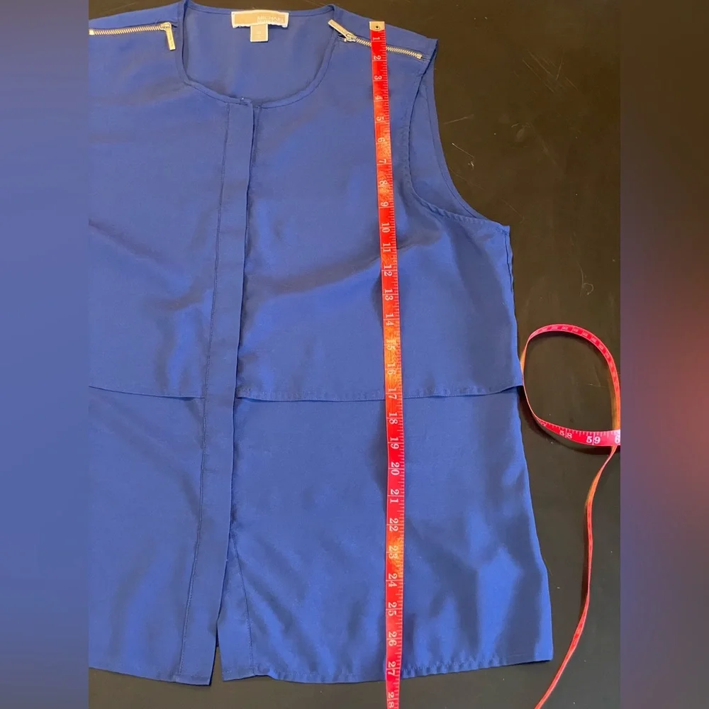 ☀️2/$20 Michael Kors Blue Sleeveless Boxy Blouse w Zipper Shoulder Design | EUC